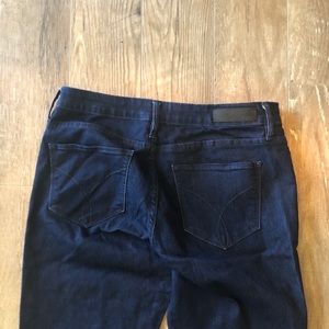 CALVIN KLEIN JEANS SIZE 28